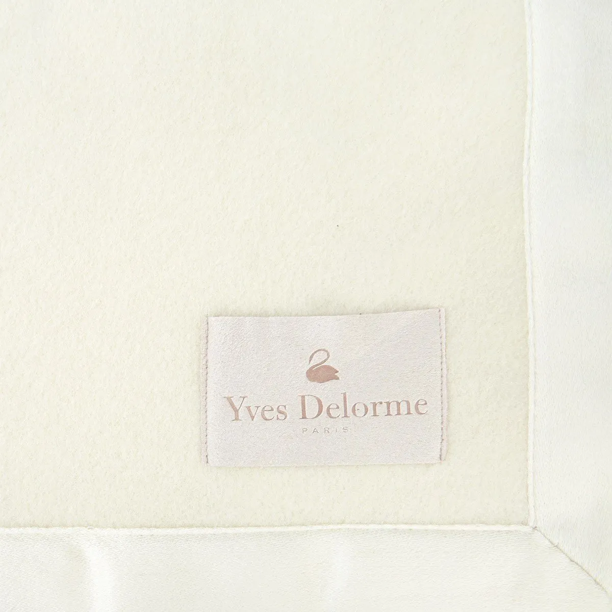 Nymphe Cashmere Blanket in Nacre by Yves Delorme